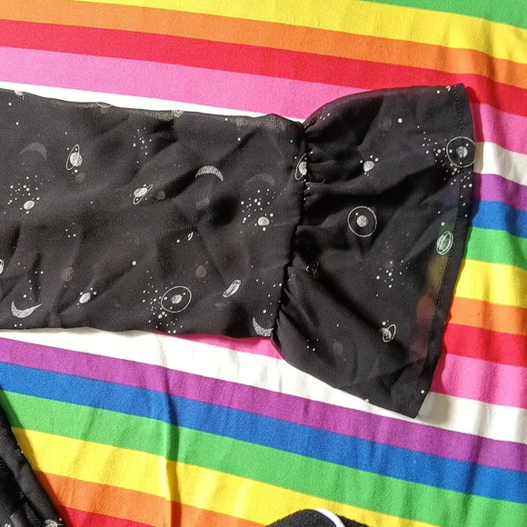 Black and white blouse - Picture 4 of 5